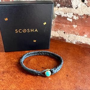 SCOSHA Brooklyn Classic Fishtail Turquoise Button in Black 7.5 inch.